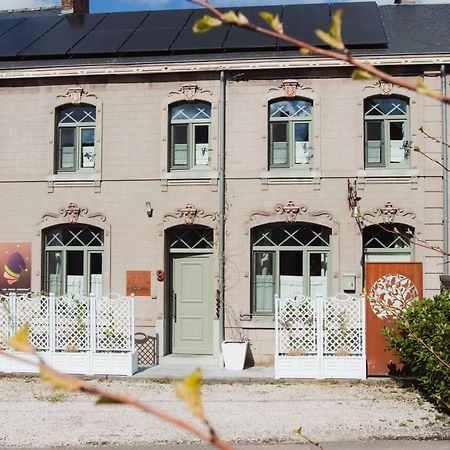Berzee Maison D'Hote Les Notes Endormie Chambre Secrete المظهر الخارجي الصورة