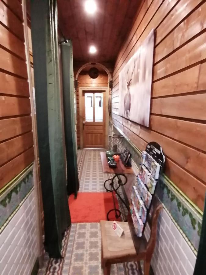 Berzee Maison D'Hote Les Notes Endormie Chambre Secrete المظهر الخارجي الصورة