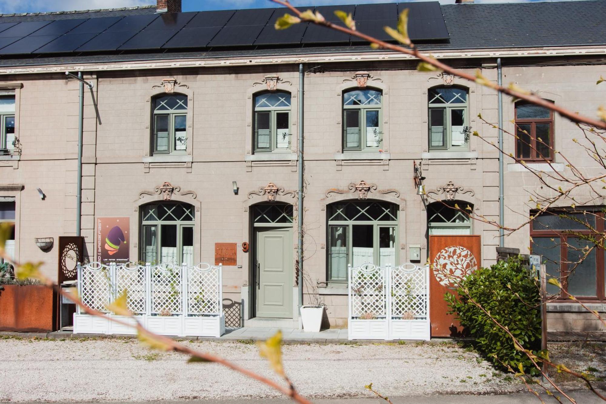 Berzee Maison D'Hote Les Notes Endormie Chambre Secrete المظهر الخارجي الصورة